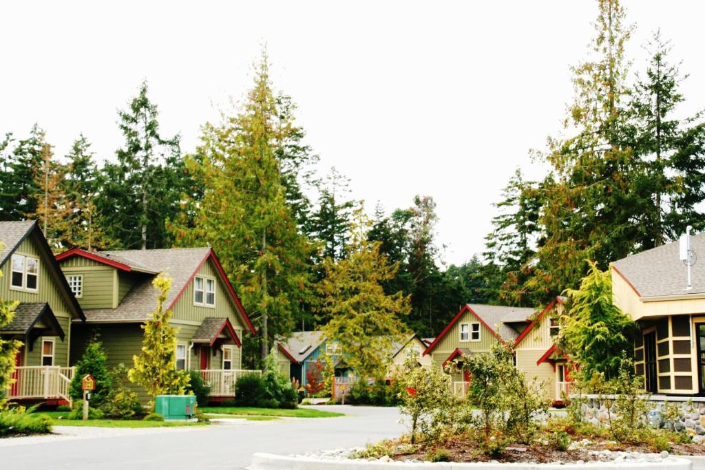 Oceanside Village Resort Парксвилл Экстерьер фото